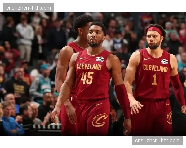 比赛复盘:开拓者与黄蜂的对攻大战,折射出两队防守体系构建的相似困境 比赛复盘:开拓者与黄蜂的对攻大战,折射出两队防守体系构建的相似困境