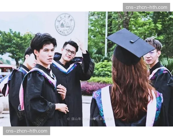 特写:传奇教练伊瓦尔·阿纳托利耶维奇在其创办的摔跤学校最后一课 特写:传奇教练伊瓦尔·阿纳托利耶维奇在其创办的摔跤学校最后一课