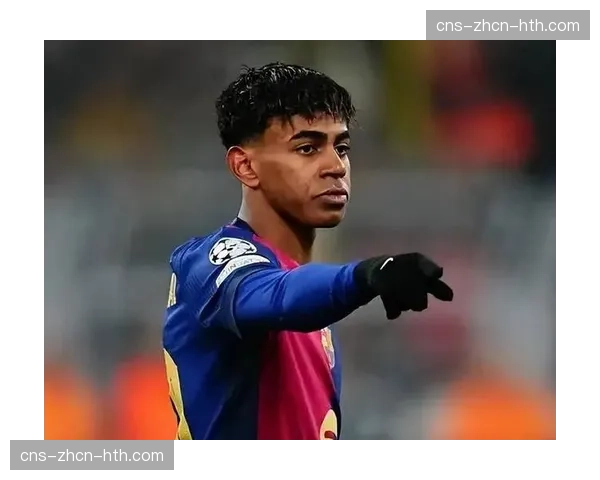 亚马尔诺坎普接受全场欢呼，百场里程碑完美收官